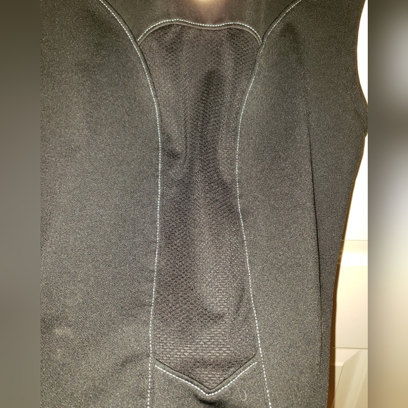 Saucony womens running vest - Picture 6 of 7